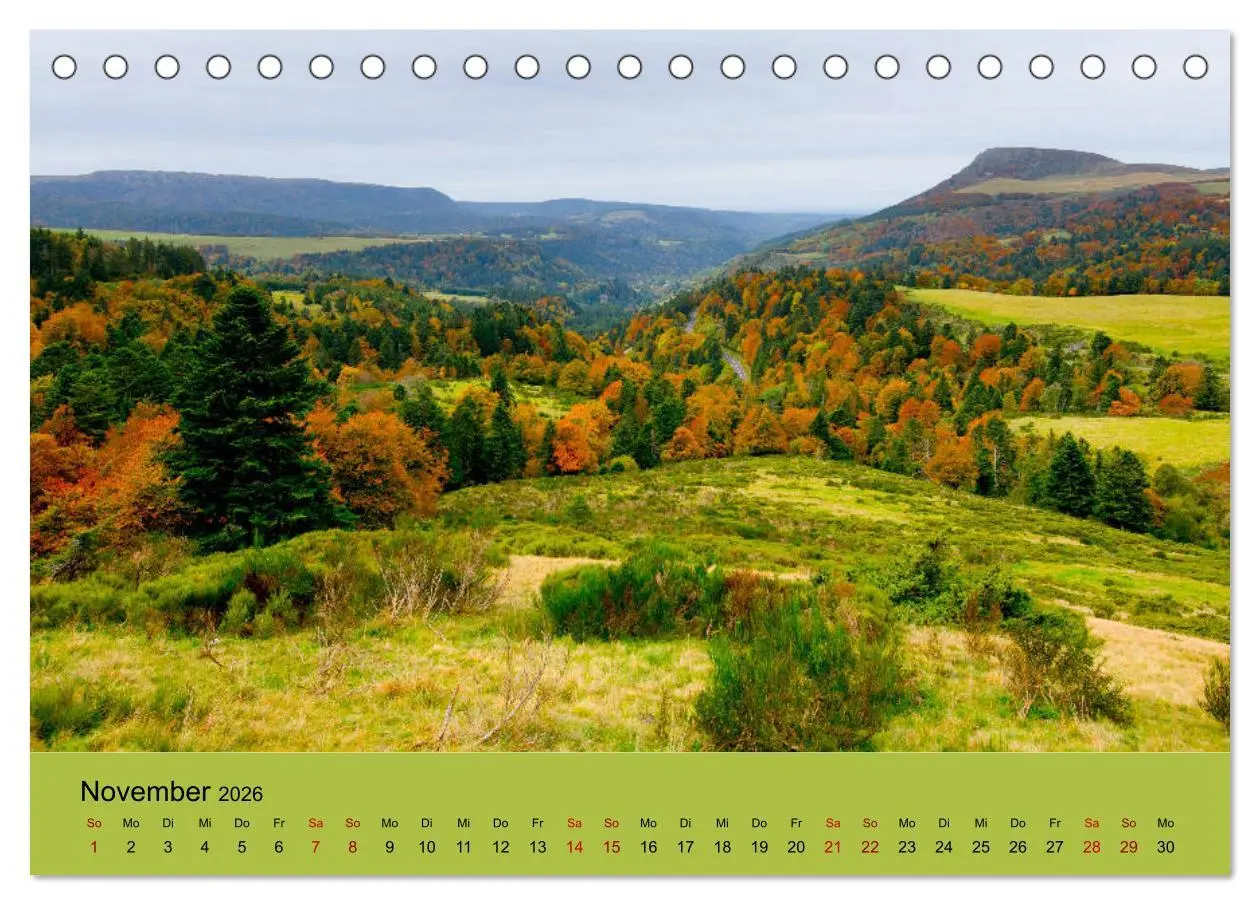 Bild: 9783457937990 | Naturparadies Auvergne (Tischkalender 2026 DIN A5 quer), CALVENDO...