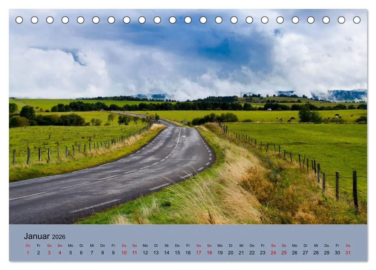Bild: 9783457937990 | Naturparadies Auvergne (Tischkalender 2026 DIN A5 quer), CALVENDO...