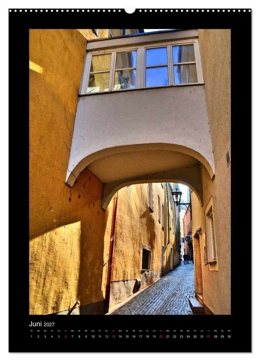 Bild: 9783569977990 | Gassen und Türme in Regensburg (Wandkalender 2027 DIN A2 hoch),...