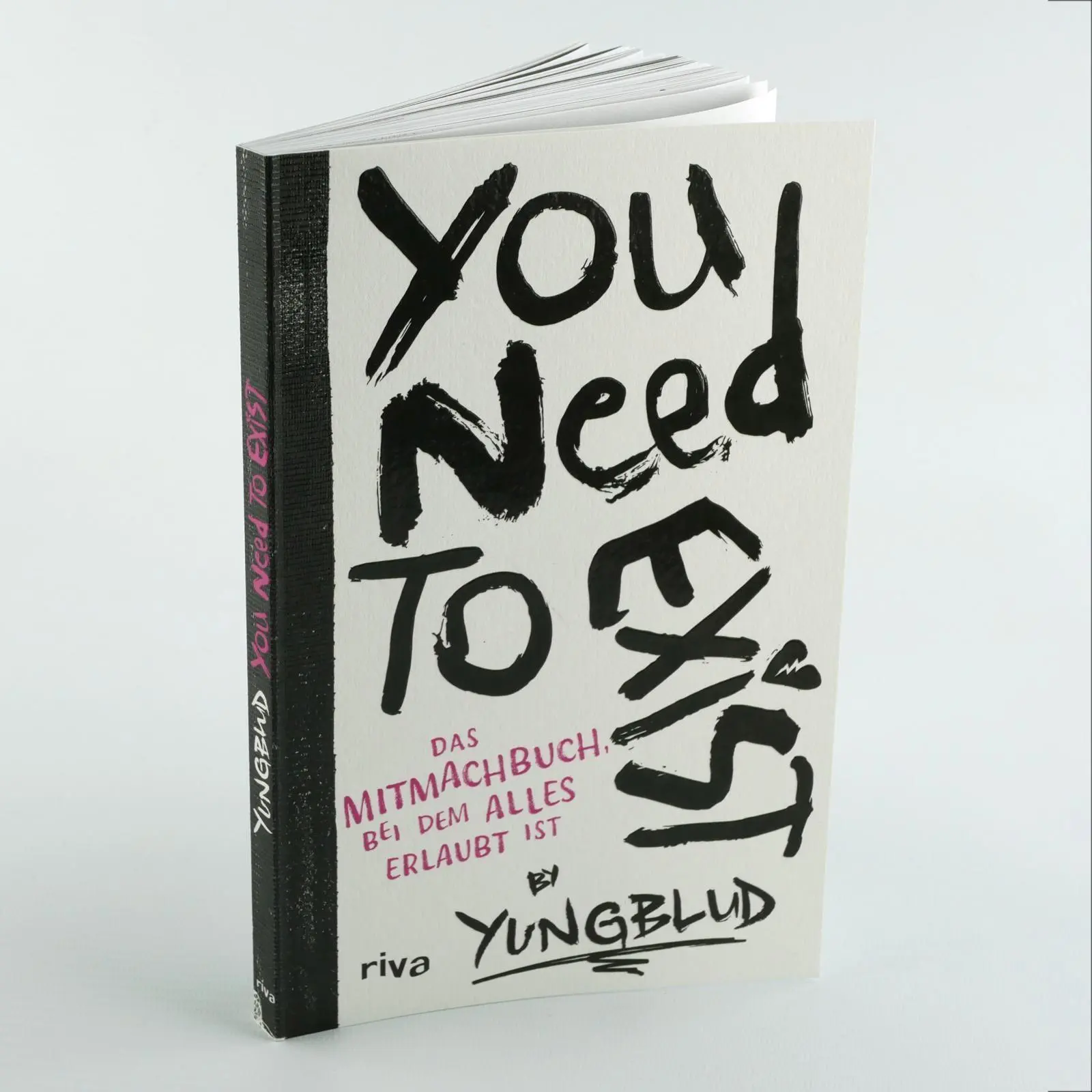 Bild: 9783742328090 | You need to exist | Yungblud | Taschenbuch | 160 S. | Deutsch | 2025