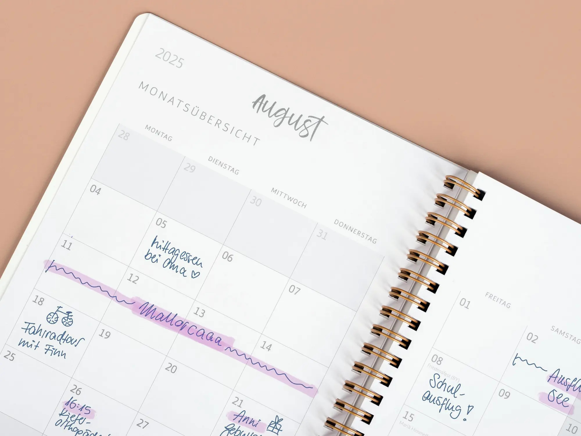 Bild: 4061947139990 | BRUNNEN Schülerkalender Style (2025/2026) "Butterfly", 2 Seiten = 1...