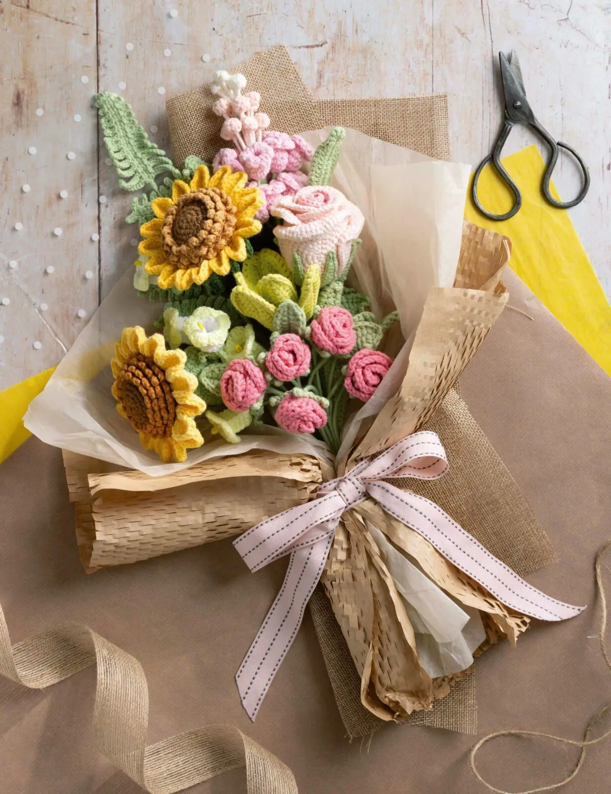 Bild: 9783747400791 | Dein Blumenstrauß zum Selberhäkeln | Li Li | Taschenbuch | 128 S.
