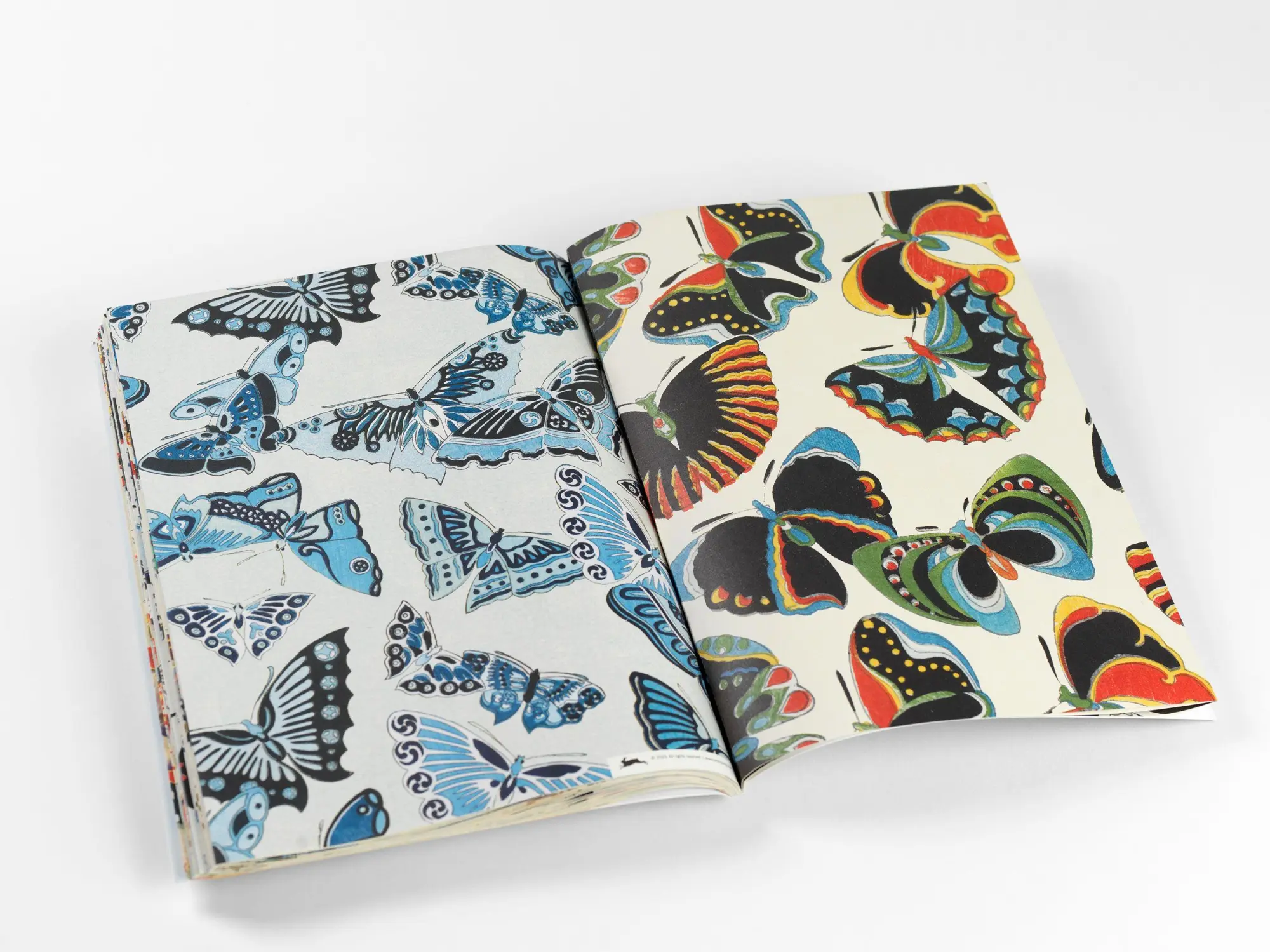 Bild: 9789460091391 | Japanese Butterflies | Gift &amp; Creative Paper Book Vol. 117 | Roojen