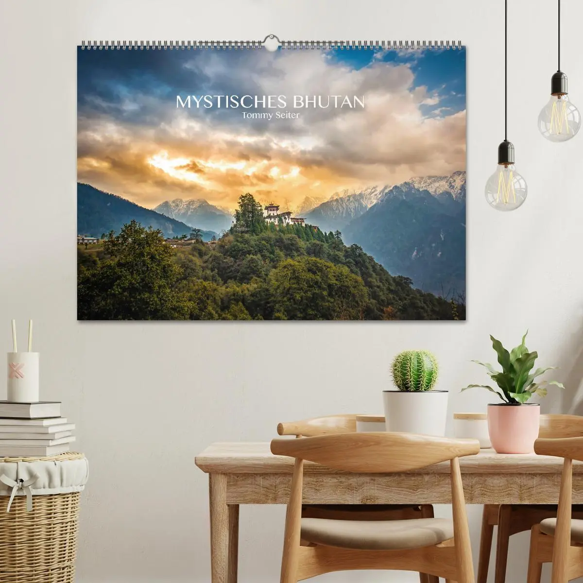 Bild: 9783457814291 | Mystisches Bhutan (Wandkalender 2026 DIN A2 quer), CALVENDO...