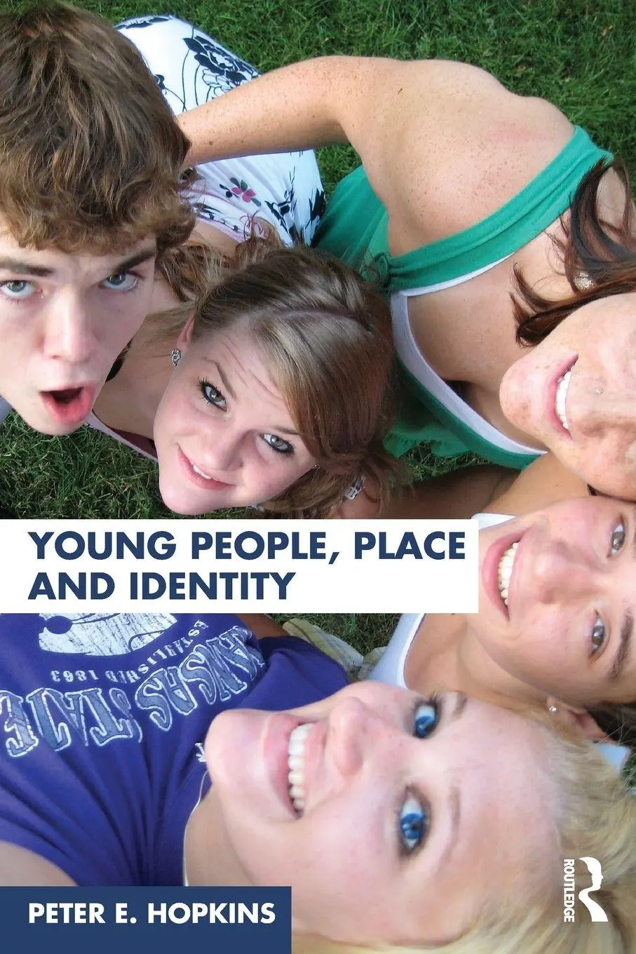 Cover: 9780415454391 | Young People, Place and Identity | Peter E. Hopkins | Taschenbuch