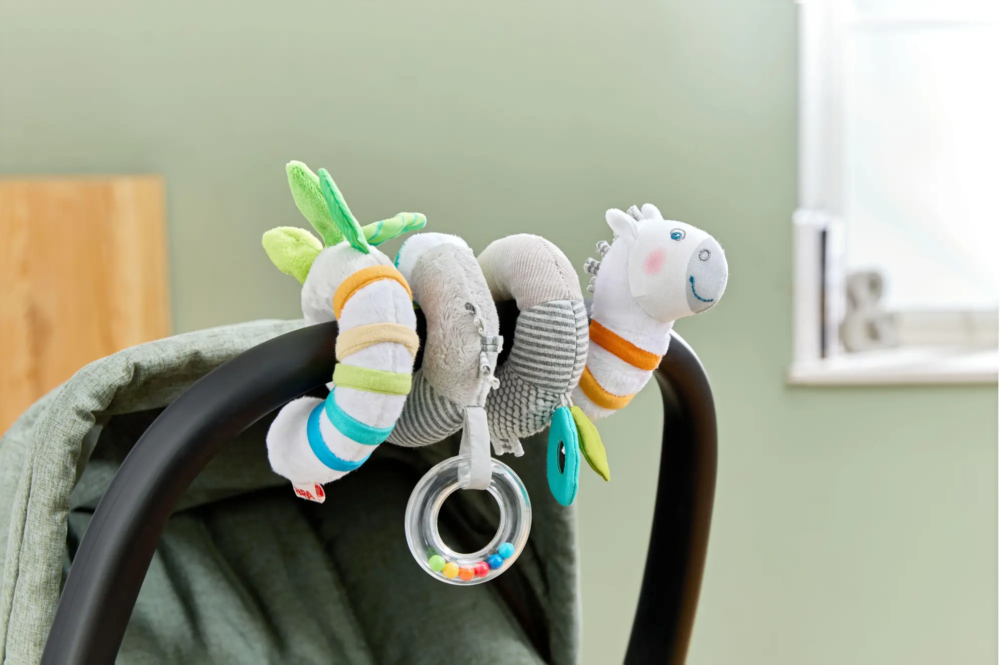Bild: 4010168285191 | Mobile-Spirale Zebra | Deutsch | 2025 | HABA Sales GmbH &amp; Co.KG