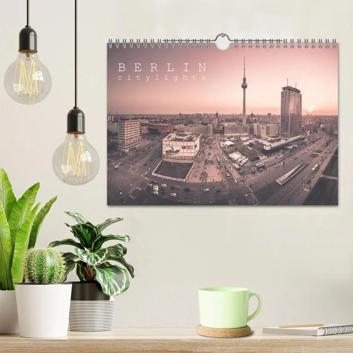 Bild: 9783516056891 | Berlin Citylights (Wandkalender 2026 DIN A4 quer), CALVENDO...