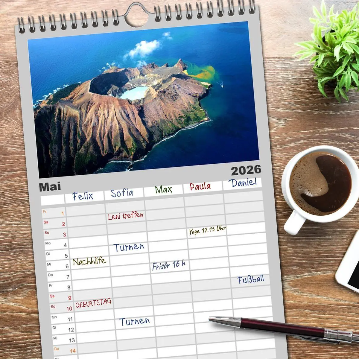 Bild: 9783516506891 | Familienplaner 2026 - Magische Wunderwelten der Natur mit 5 Spalten...