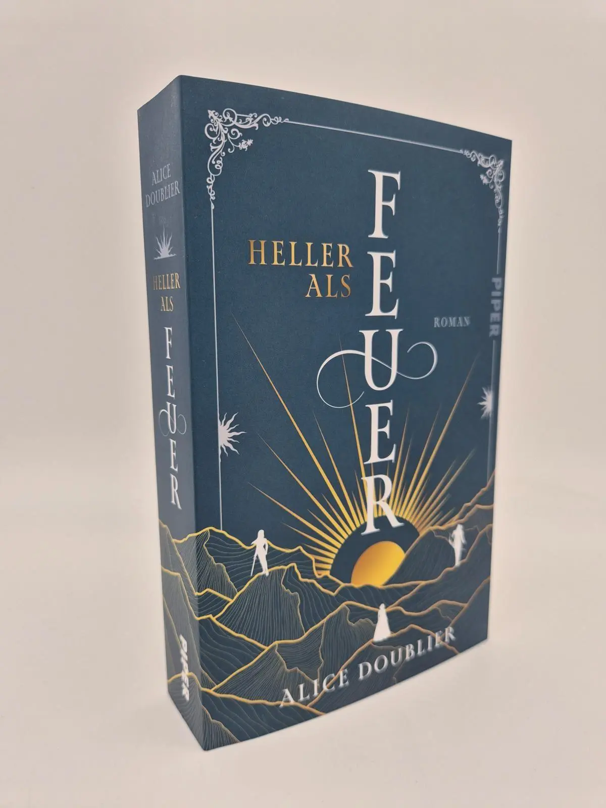 Bild: 9783492707091 | Heller als Feuer | Roman | Alice Doublier | Taschenbuch | 464 S.