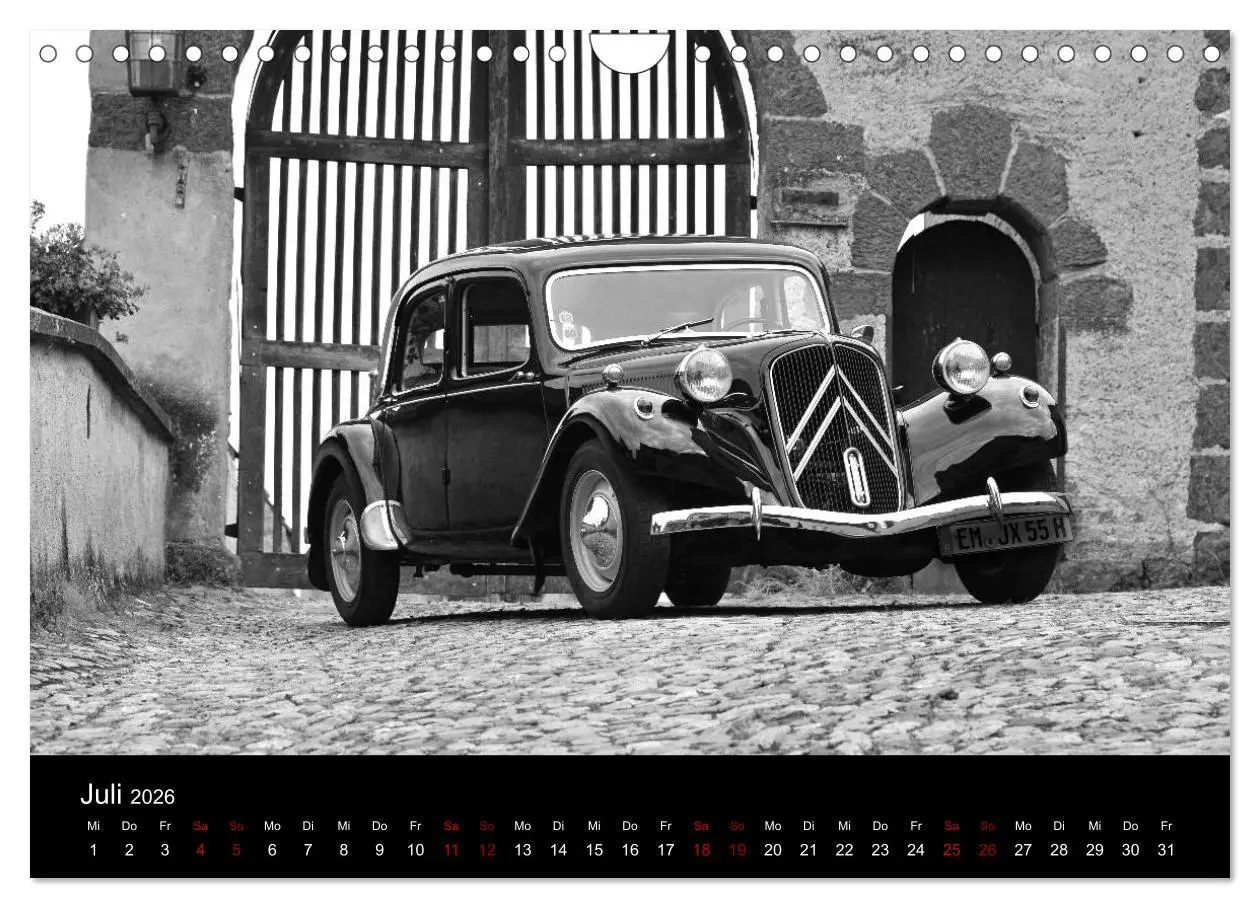 Bild: 9783457898291 | Citroën 11 CV Traction Avant in schwarzweiss (Wandkalender 2026 DIN...