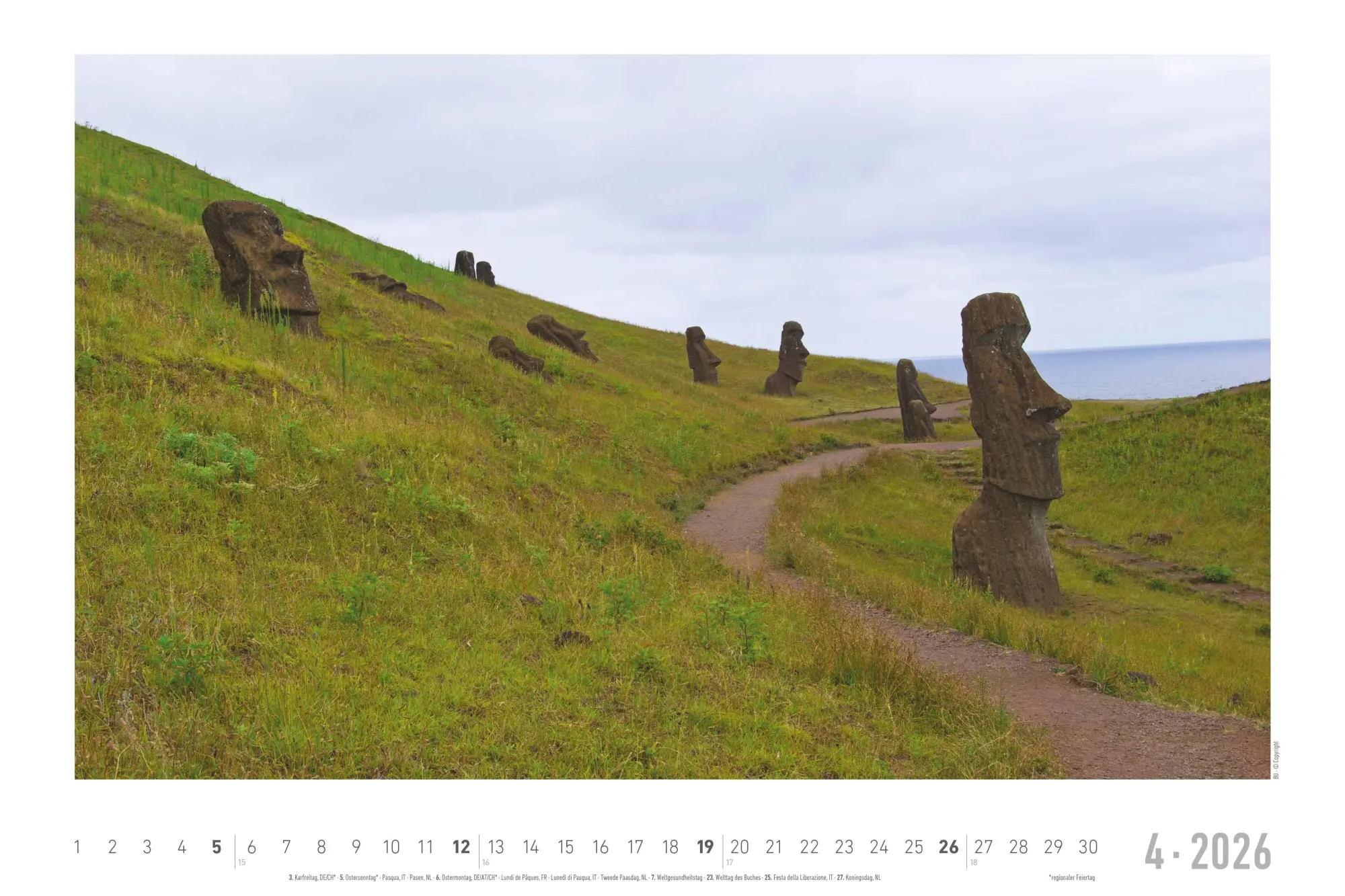 Bild: 4069095000292 | Traumpfade 2026 - Bildkalender 49,5x33 cm | Kalender | 14 S. | Deutsch