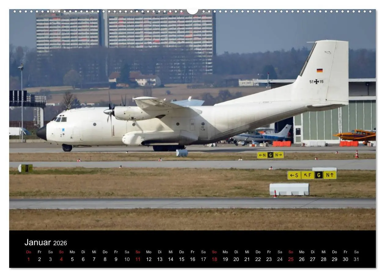 Bild: 9783516120592 | Militär Air-Cargo (Wandkalender 2026 DIN A2 quer), CALVENDO...