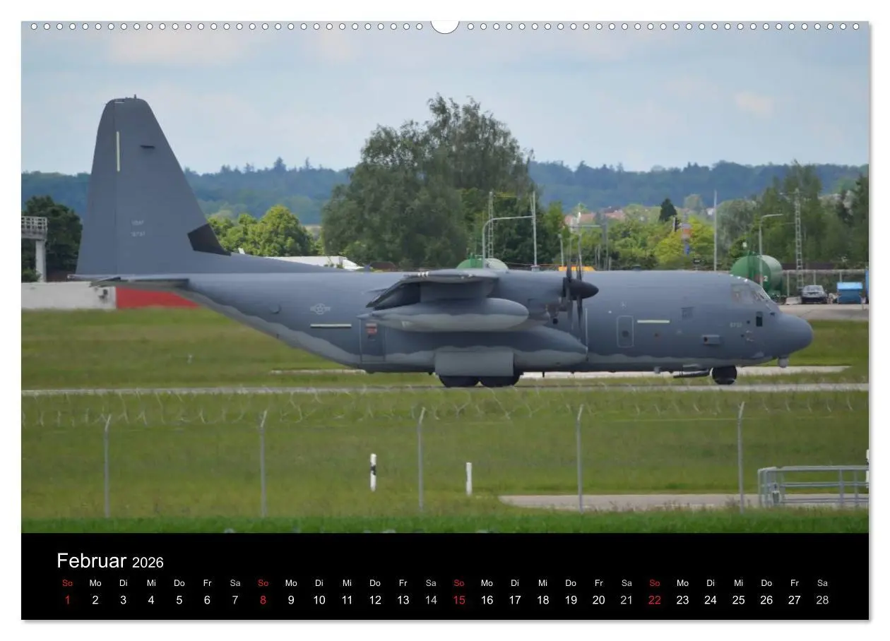 Bild: 9783516120592 | Militär Air-Cargo (Wandkalender 2026 DIN A2 quer), CALVENDO...