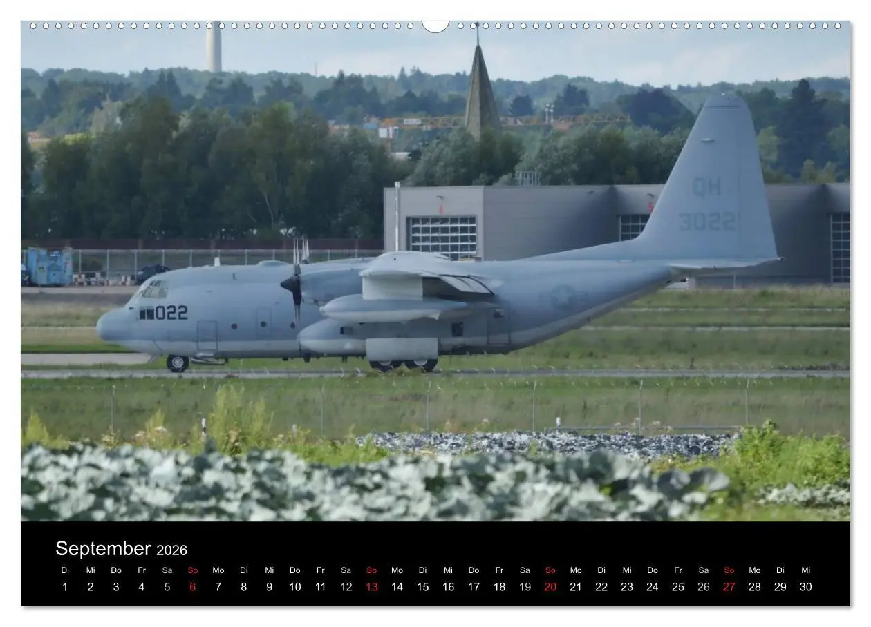 Bild: 9783516120592 | Militär Air-Cargo (Wandkalender 2026 DIN A2 quer), CALVENDO...