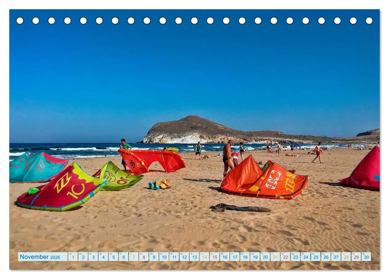 Bild: 9783516041392 | Kitesurfen - über den Wellen (Tischkalender 2026 DIN A5 quer),...
