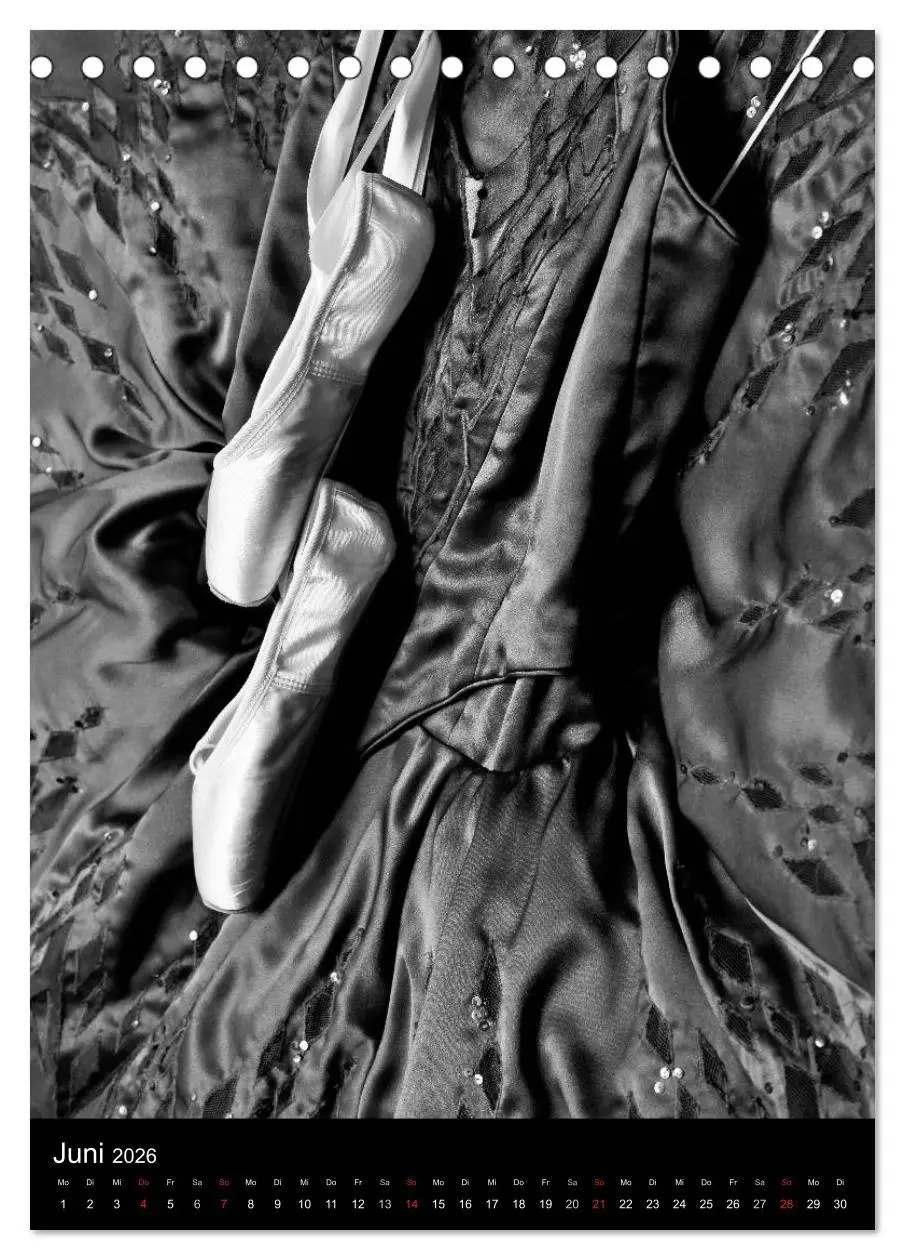 Bild: 9783516453492 | Ballett Schwarzweiss (Tischkalender 2026 DIN A5 hoch), CALVENDO...