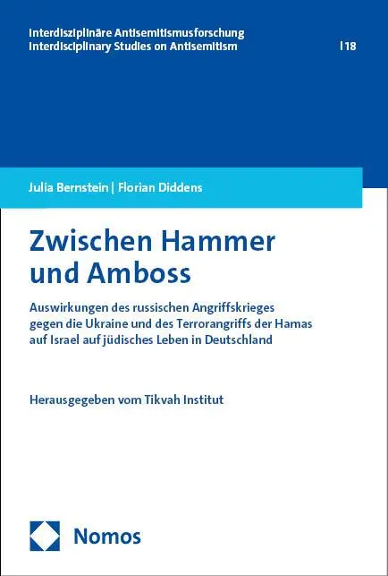 Cover: 9783756024292 | Zwischen Hammer und Amboss | Julia Bernstein (u. a.) | Taschenbuch