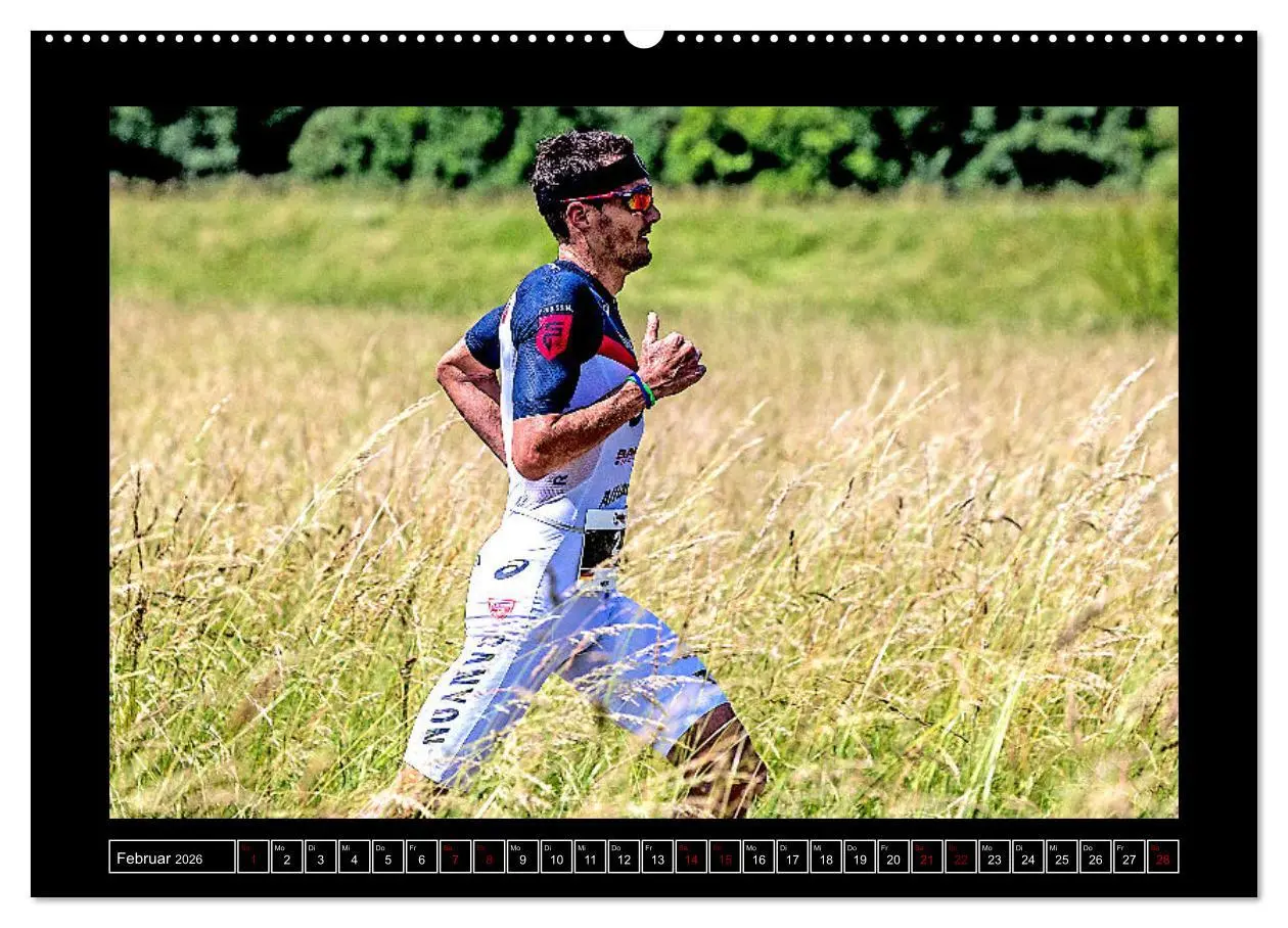 Bild: 9783457476192 | TRIATHLON Impressionen (Wandkalender 2026 DIN A2 quer), CALVENDO...