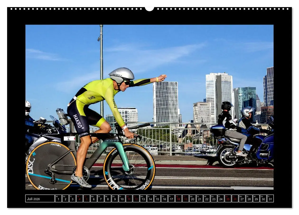 Bild: 9783457476192 | TRIATHLON Impressionen (Wandkalender 2026 DIN A2 quer), CALVENDO...