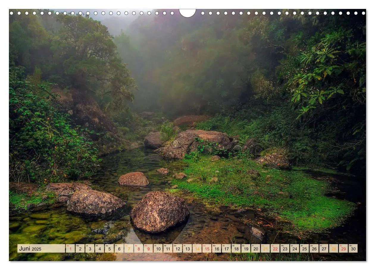 Bild: 9783435467792 | Madeira - blaues Wasser, grüne Berge, bunte Blumen (Wandkalender...