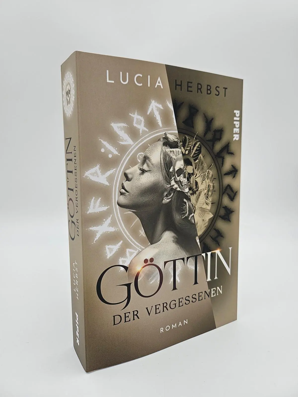Bild: 9783492707992 | Göttin der Vergessenen | Lucia Herbst | Taschenbuch | 416 S. | Deutsch