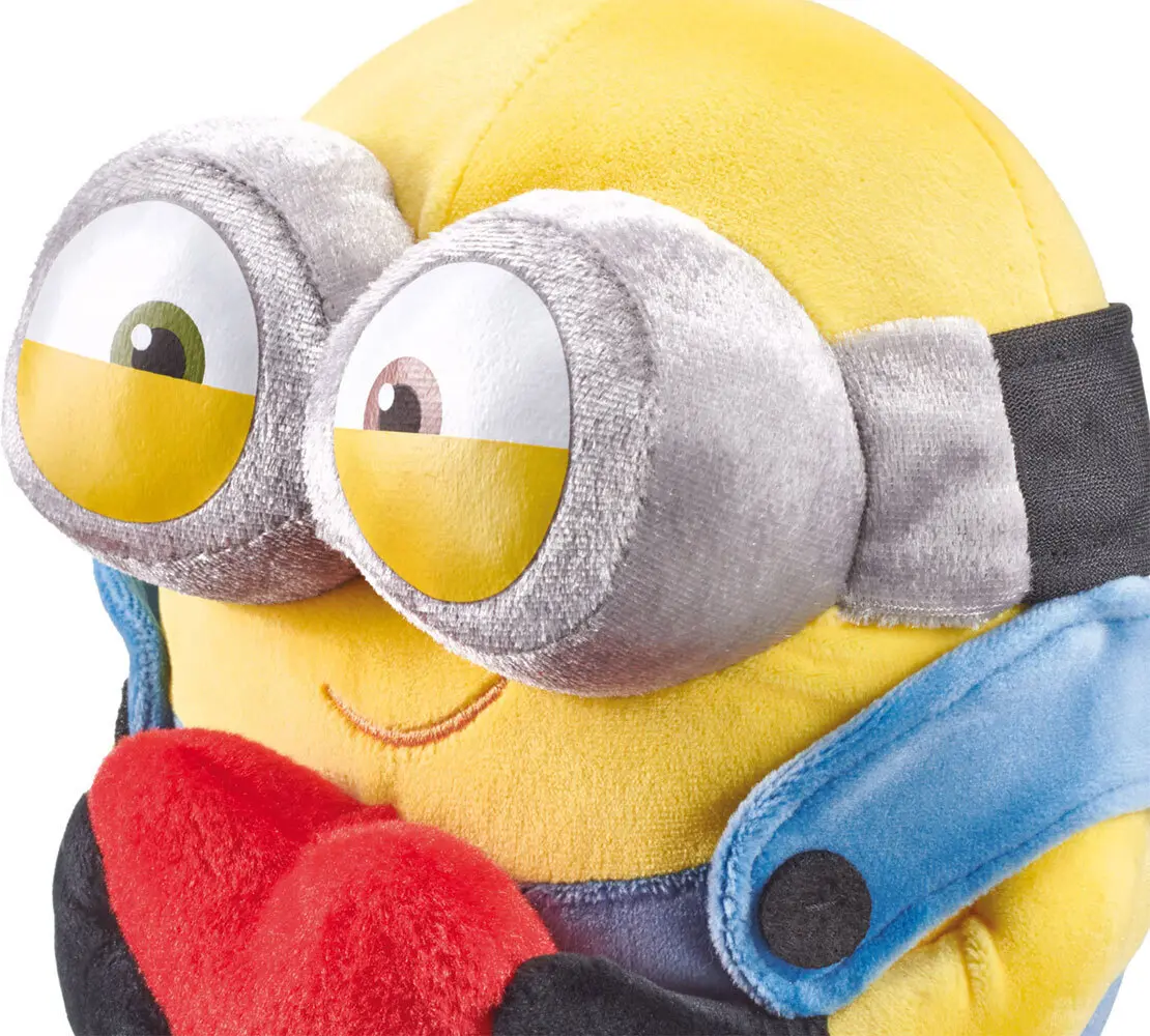 Bild: 4001504428792 | Minions, Bob mit Herz, 22 cm | Plüschspielzeug | Polybeutel | 42879