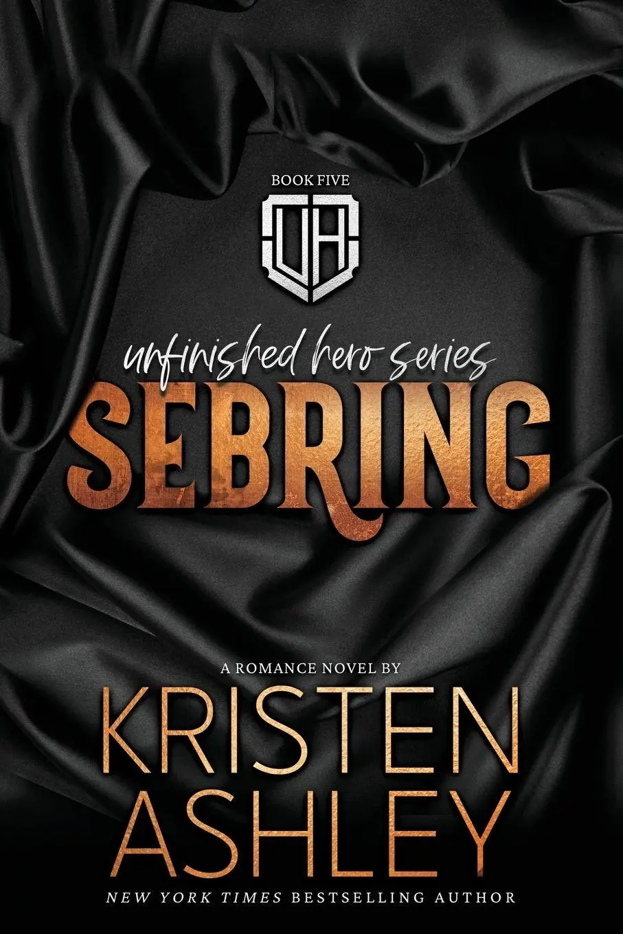 Cover: 9781954680593 | Sebring | Kristen Ashley | Taschenbuch | Unfinished Hero Series | 2024