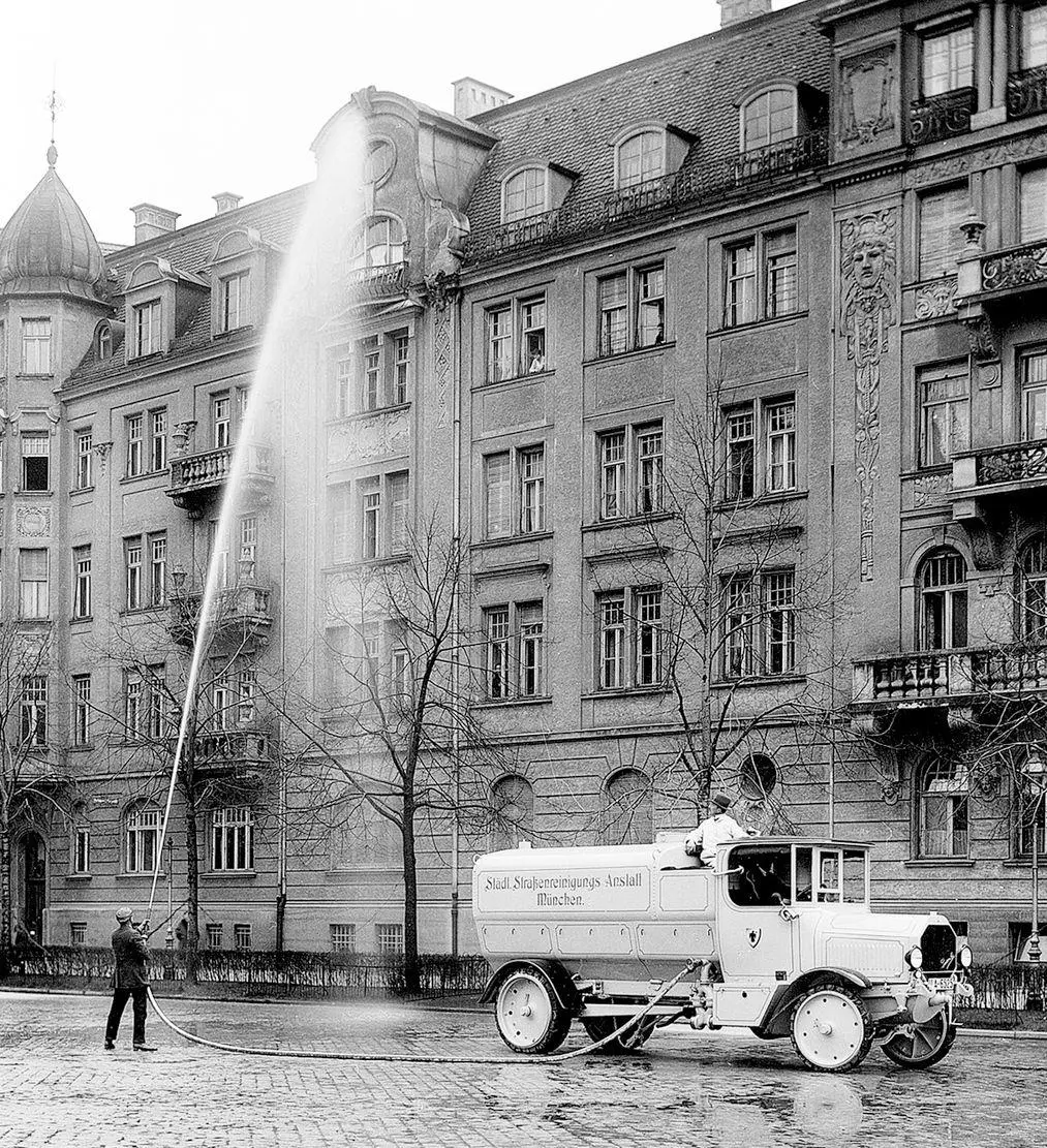 Bild: 9783751611893 | Kommunalfahrzeuge Mercedes-Benz | Alexander Weber | Taschenbuch | 2025