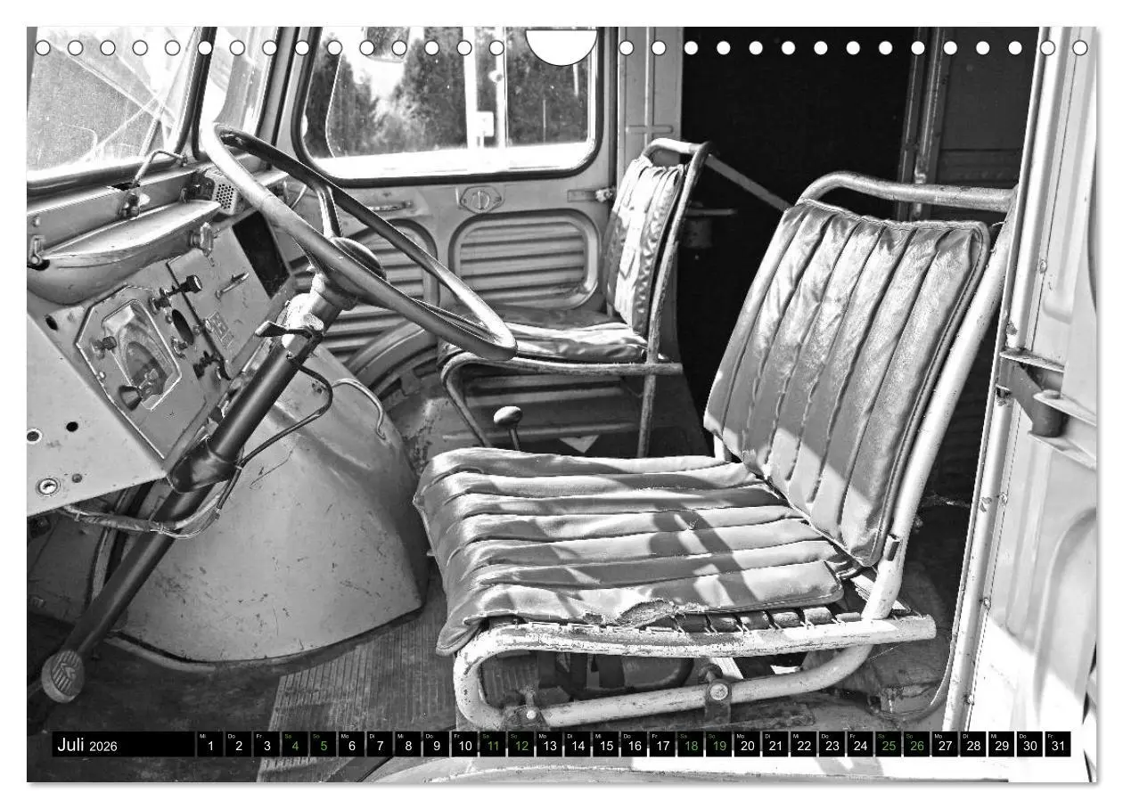 Bild: 9783457784693 | Citroën HY eine Legende in Schwarzweiß (Wandkalender 2026 DIN A4...