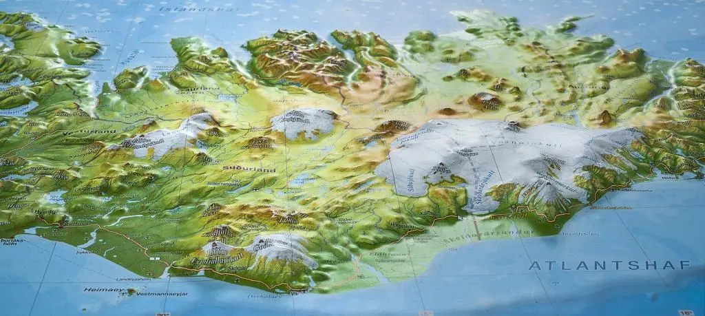 Bild: 4251405900594 | Relief Island klein 1:1.500.000 Holzrahmen | André Markgraf (u. a.)