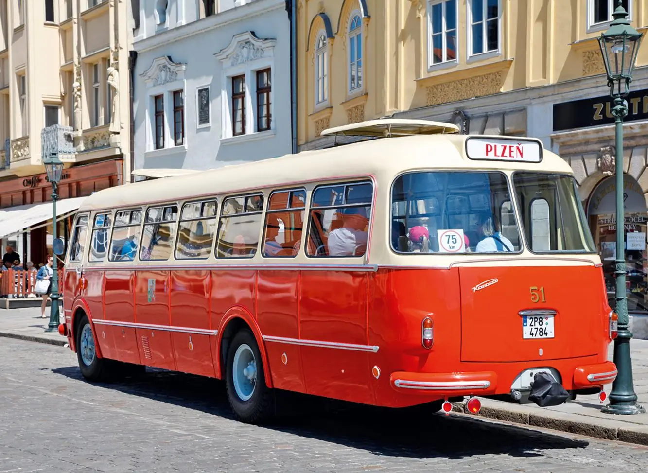 Bild: 9783751611794 | Jahrbuch Omnibusse 2026 | Taschenbuch | 144 S. | Deutsch | 2025