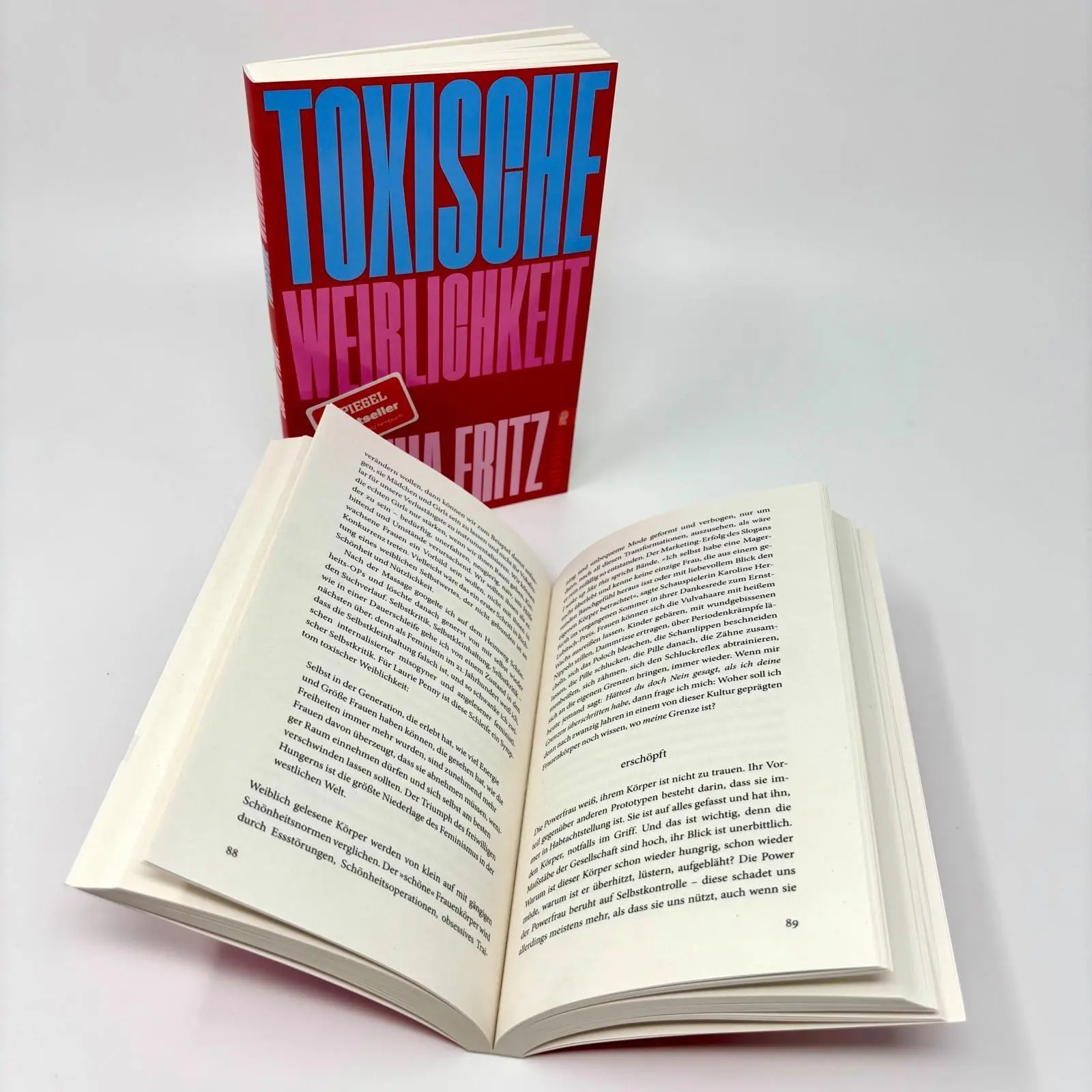 Bild: 9783548073194 | Toxische Weiblichkeit | Sophia Fritz | Taschenbuch | 192 S. | Deutsch