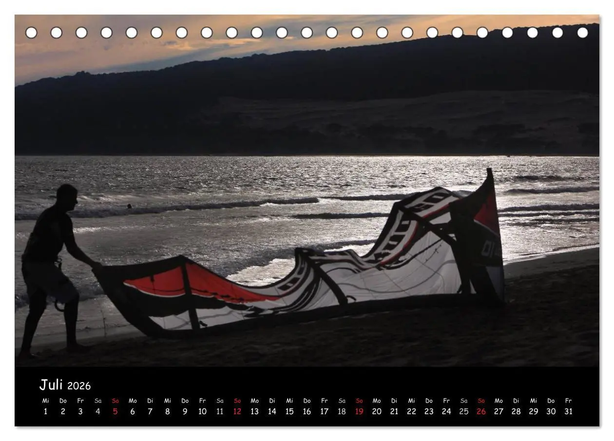 Bild: 9783516113594 | Kitesurfen - Faszination auf dem Wasser (Tischkalender 2026 DIN A5...