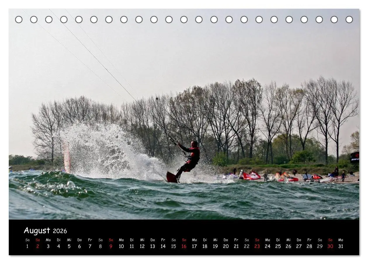 Bild: 9783516113594 | Kitesurfen - Faszination auf dem Wasser (Tischkalender 2026 DIN A5...