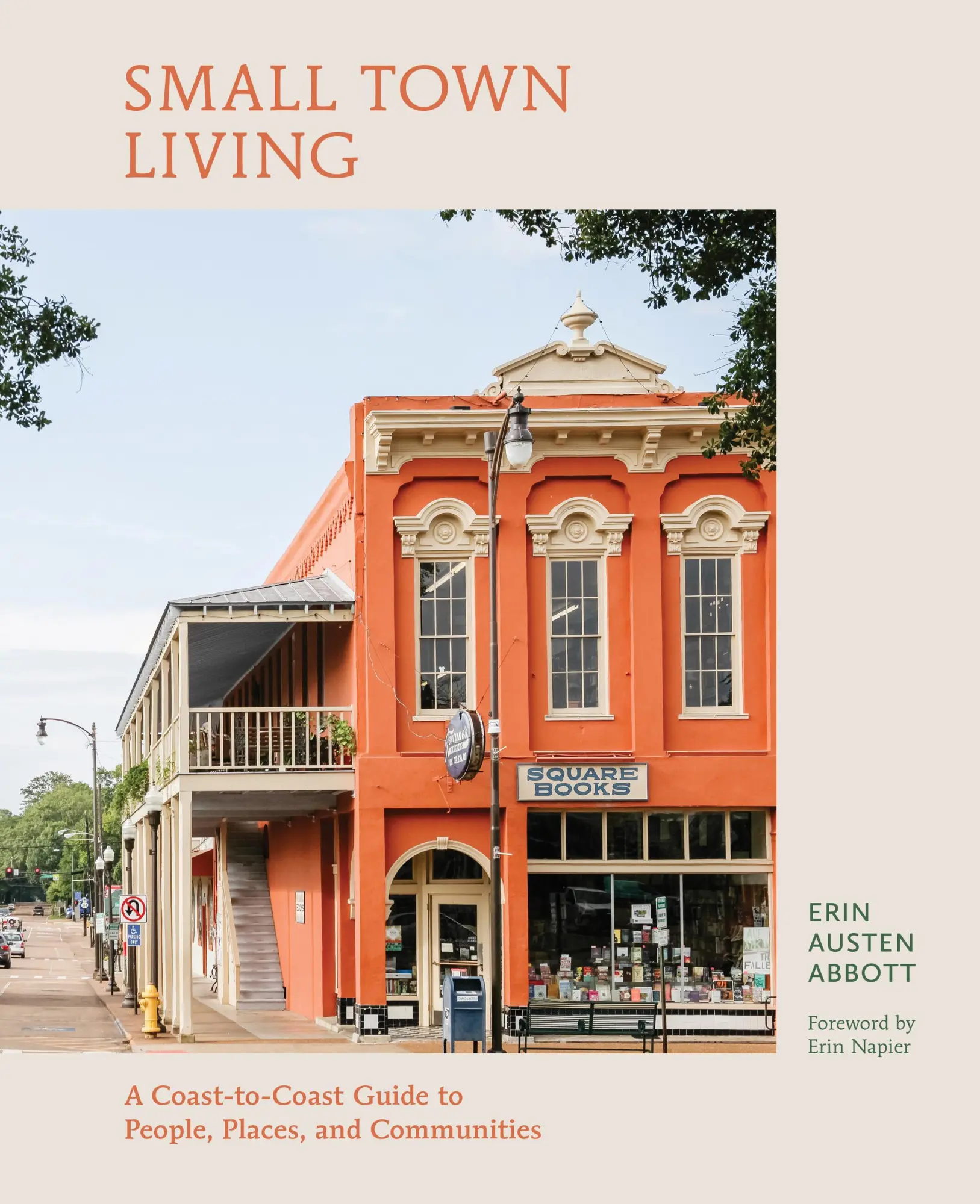 Cover: 9780762484294 | Small Town Living | Erin Austen Abbott | Buch | Englisch | 2024
