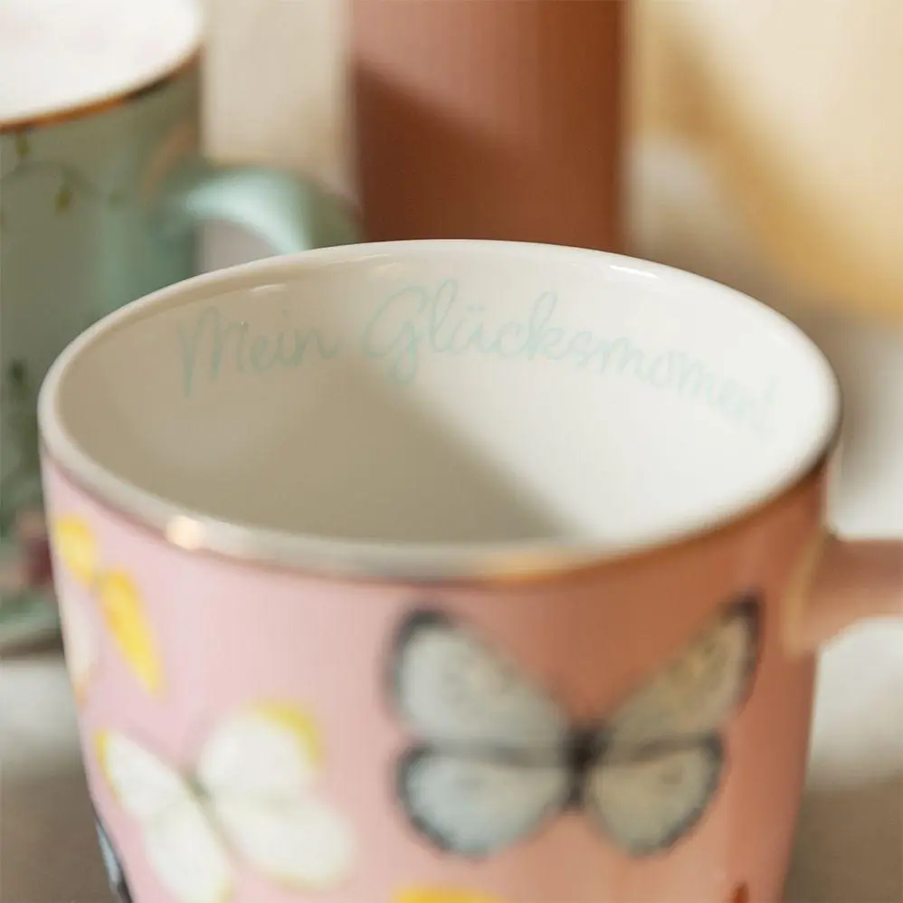 Bild: 4036442015094 | Blütenträume Kaffeebecher "Mein Glücksmoment", 350 ml | Groh Verlag