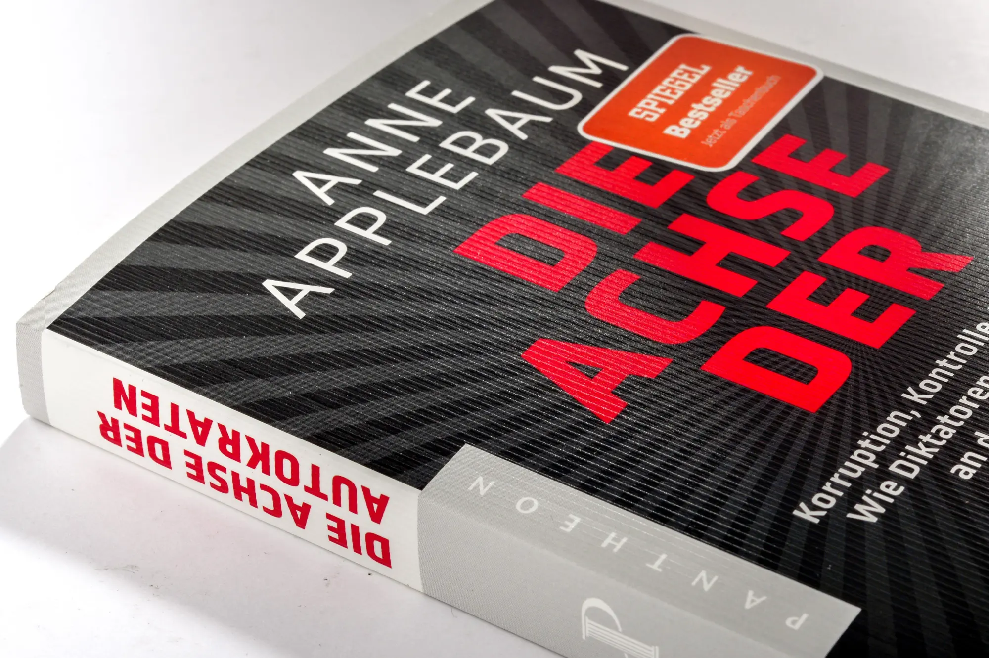 Bild: 9783570555194 | Die Achse der Autokraten | Anne Applebaum | Taschenbuch | 224 S.