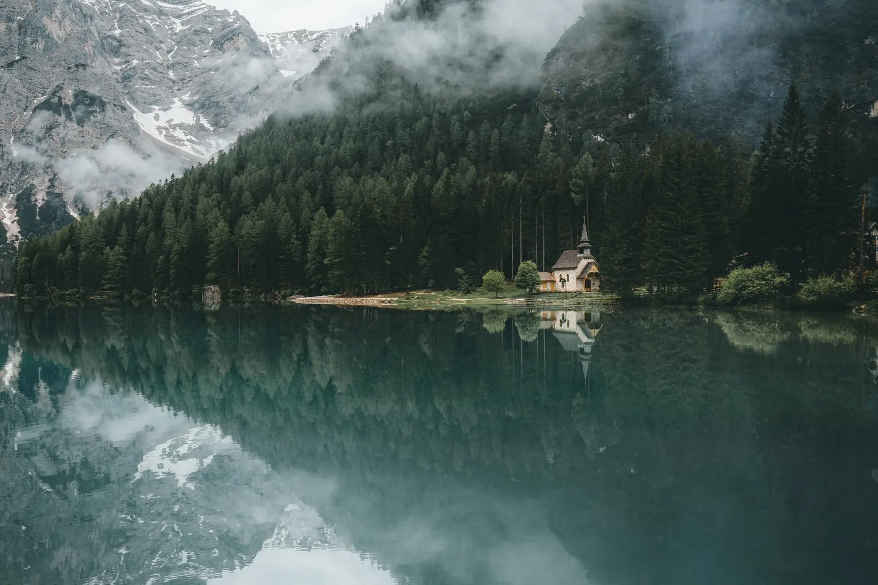 Bild: 9783961715794 | Escape | Guerel Sahin | Buch | 272 S. | Deutsch | 2025