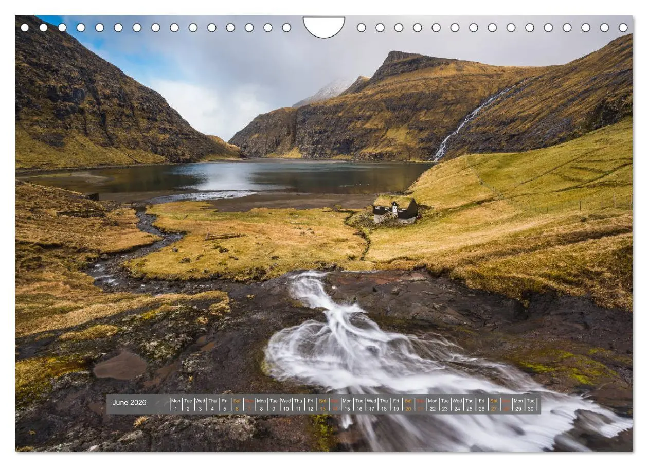 Bild: 9783516567694 | Spectacular beauty - Faroe Islands (Wall Calendar 2026 DIN A4...
