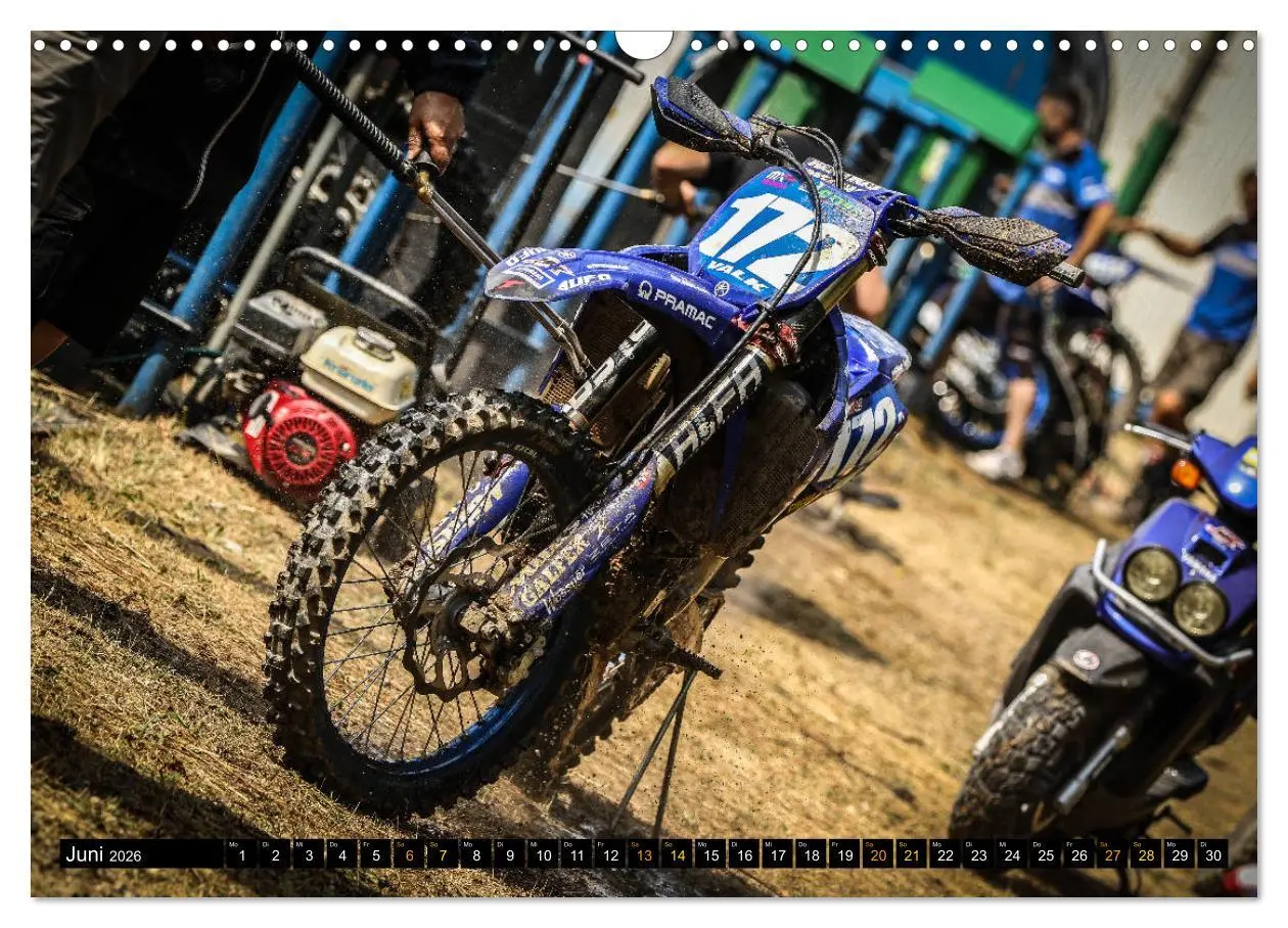 Bild: 9783457767894 | Dirtbikes 2026 (Wandkalender 2026 DIN A3 quer), CALVENDO...