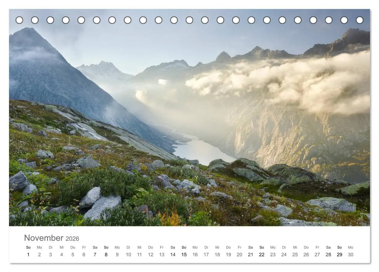 Bild: 9783457861295 | Die Schönheit der Alpen (Tischkalender 2026 DIN A5 quer), CALVENDO...