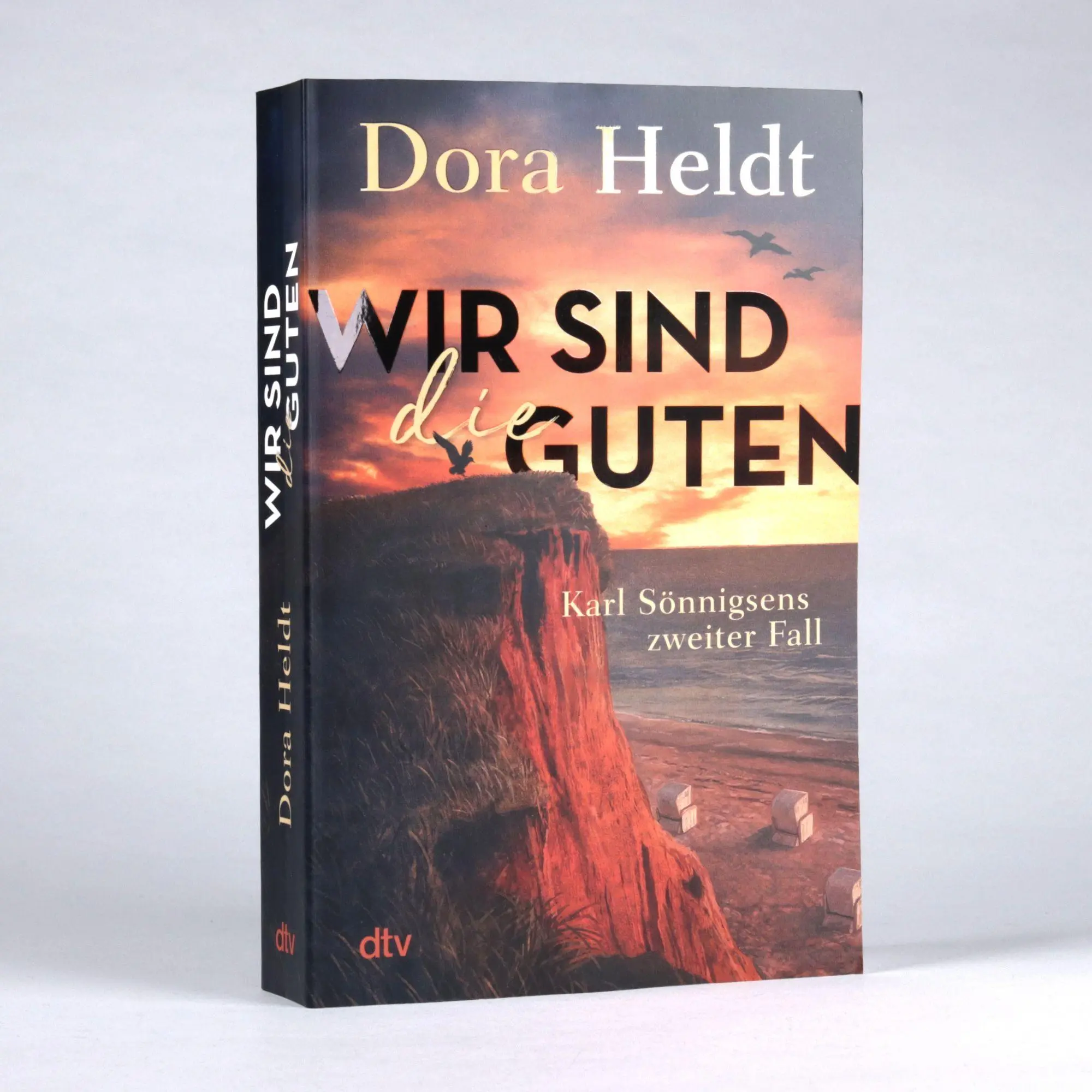 Bild: 9783423221795 | Wir sind die Guten | Kriminalroman | Dora Heldt | Taschenbuch | 520 S.