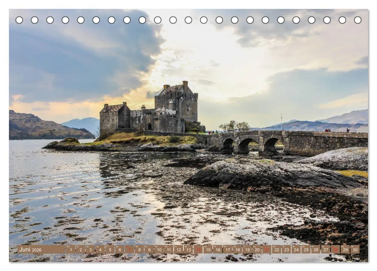 Bild: 9783457924495 | Mystisches Schottland (Tischkalender 2026 DIN A5 quer), CALVENDO...