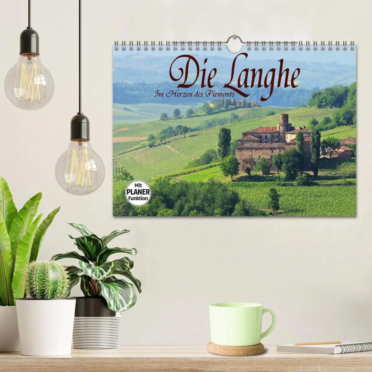 Bild: 9783457986295 | Die Langhe - Im Herzen des Piemonts (Wandkalender 2026 DIN A4...