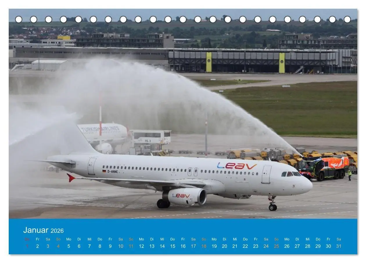 Bild: 9783516666595 | Flugzeugmomente in Stuttgart (Tischkalender 2026 DIN A5 quer),...