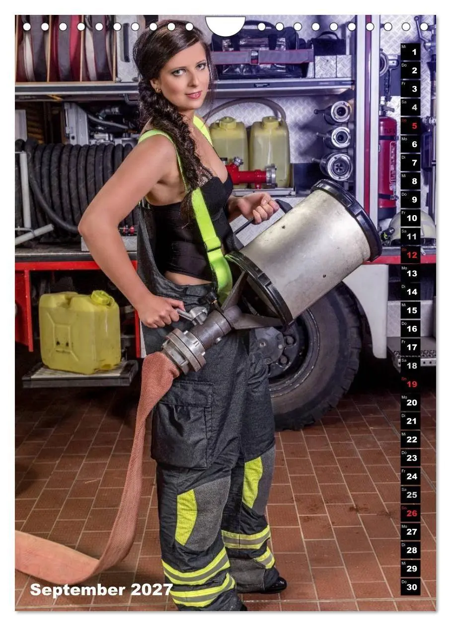 Bild: 9783594107195 | Feuerwehrkalender 2027 (Wandkalender 2027 DIN A4 hoch), CALVENDO...