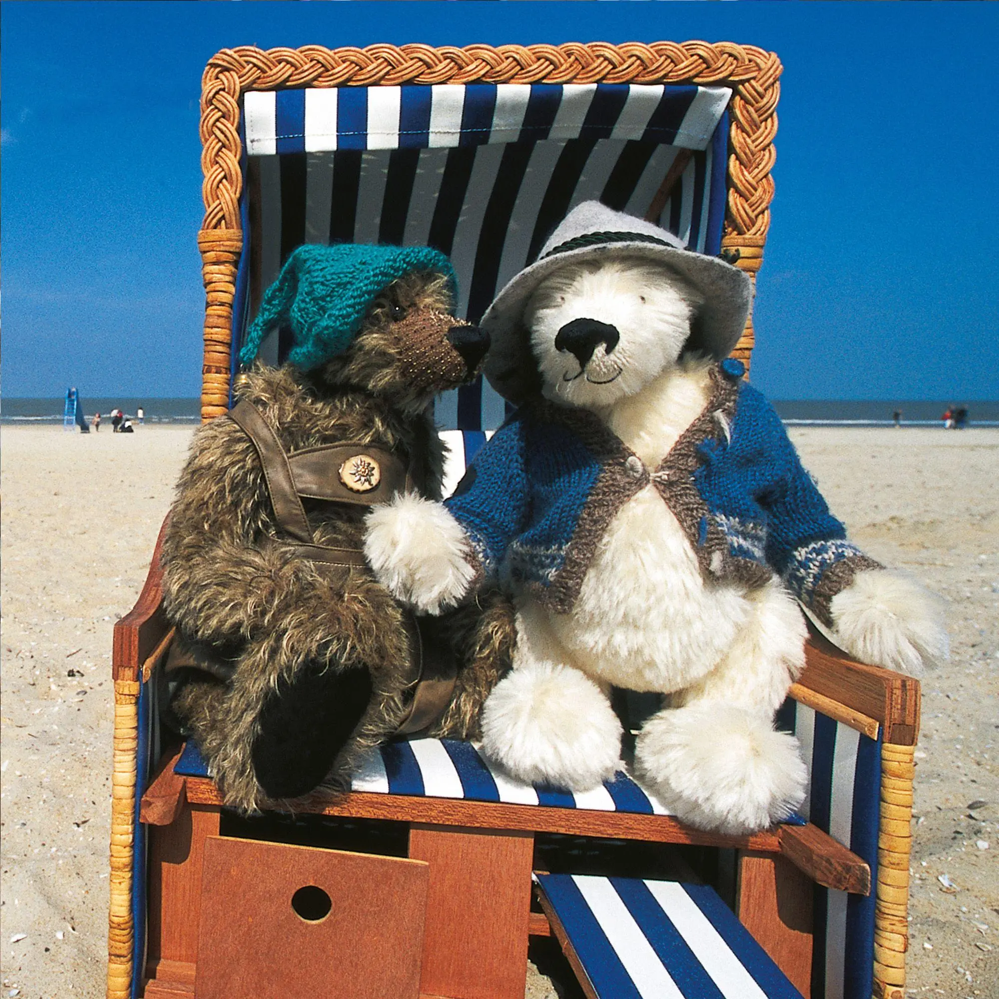 Bild: 9783959297295 | Teddys World 2027 | Kalender 2027 | Kalender | Artwork Edition | 28 S.