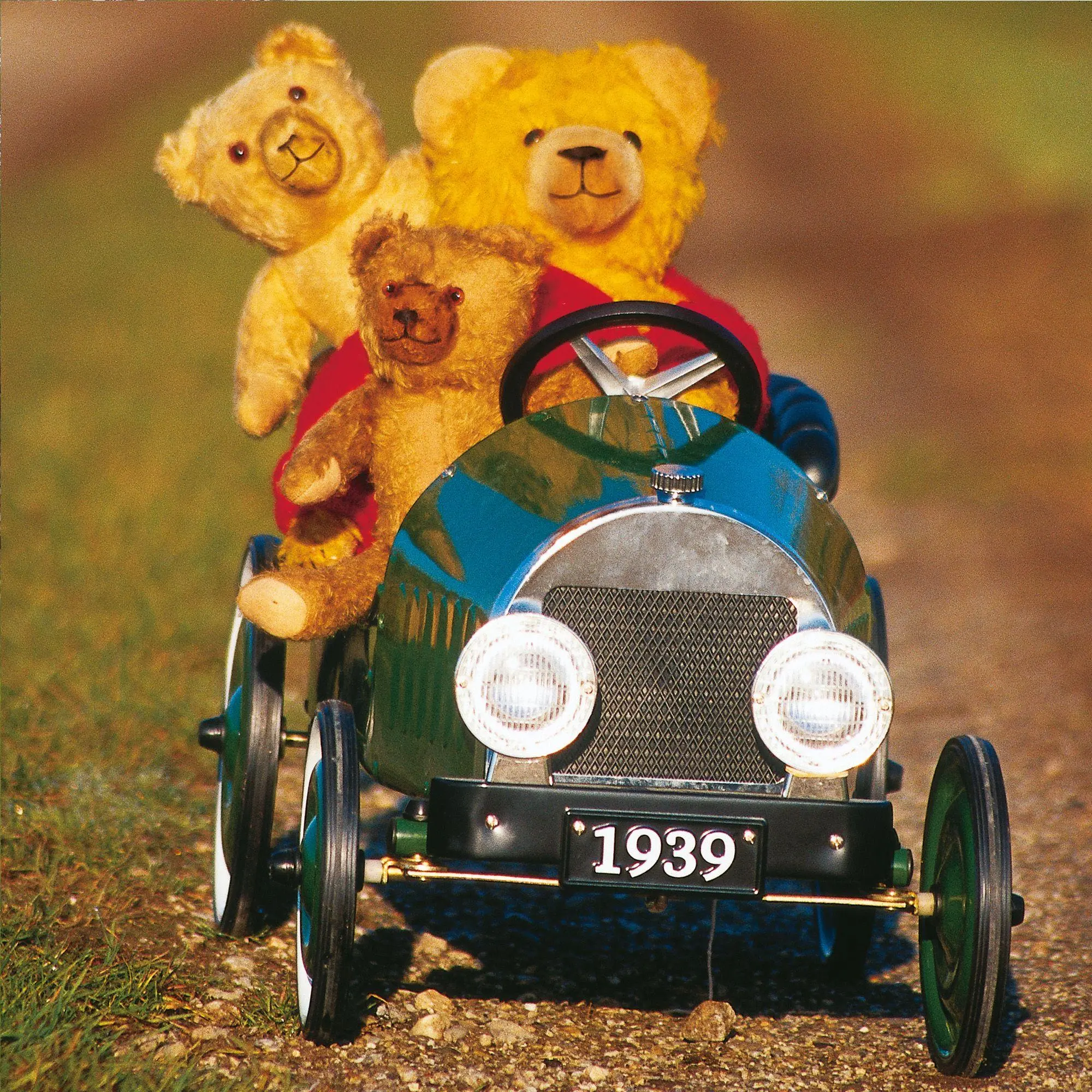 Bild: 9783959297295 | Teddys World 2027 | Kalender 2027 | Kalender | Artwork Edition | 28 S.