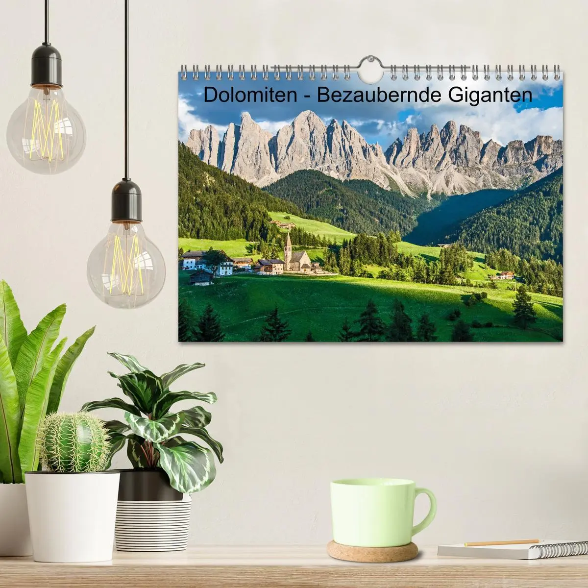 Bild: 9783457779095 | Dolomiten - Bezaubernde Giganten (Wandkalender 2026 DIN A4 quer),...