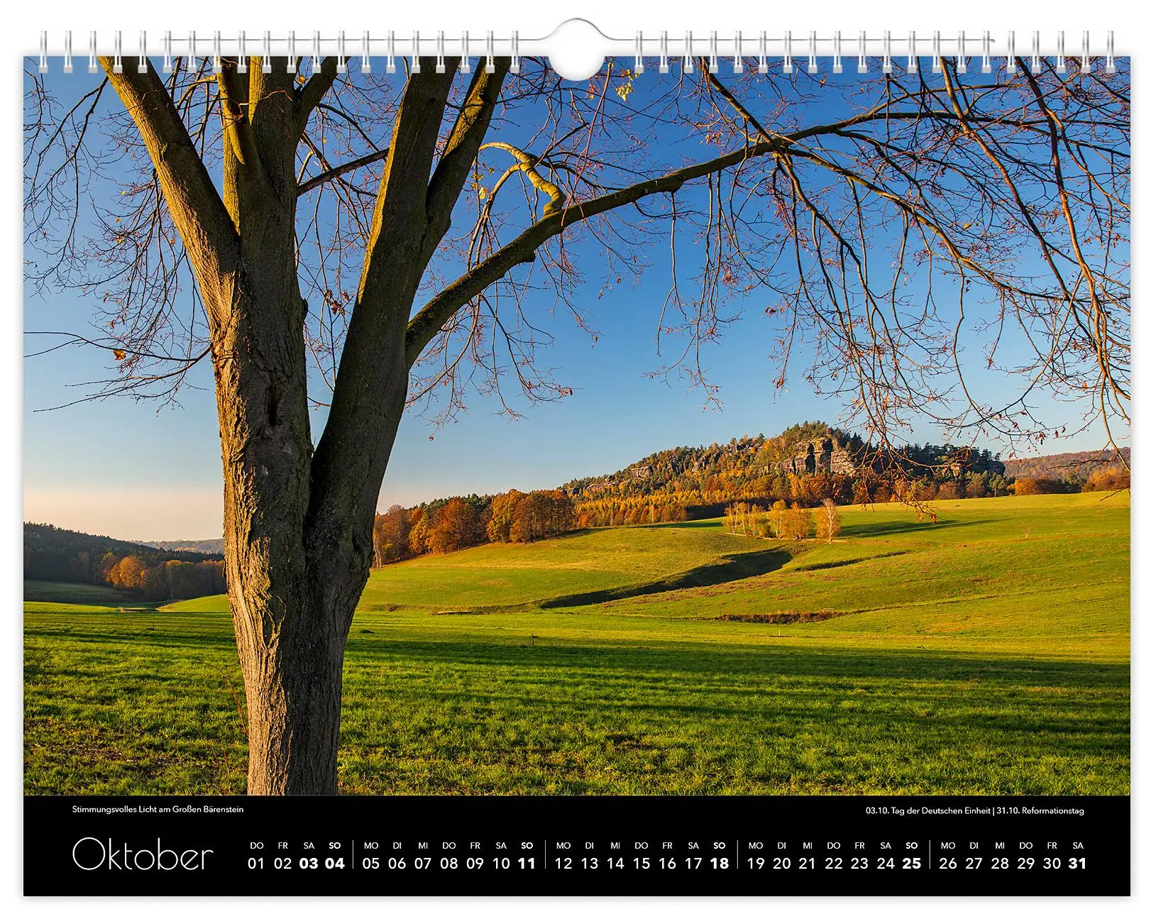 Bild: 9783910680296 | Kalender Sächsische Schweiz 2026 | 40 x 30 cm schwarzes Kalendarium